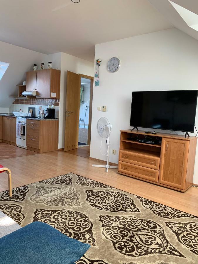 Apartment Biely Kostol Ngoại thất bức ảnh