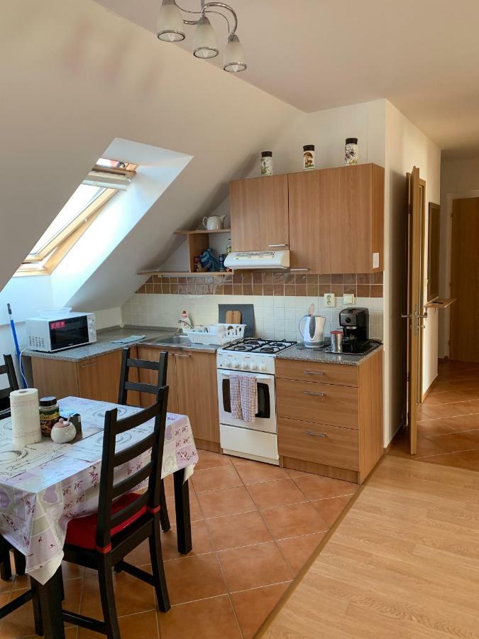 Apartment Biely Kostol Ngoại thất bức ảnh